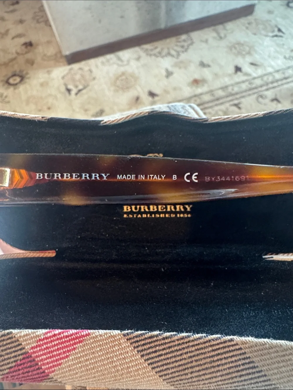 Burberry eye glasses